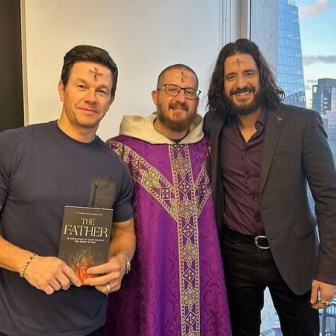 Mark Wahlberg, Jonathan Roumie Attend Ash Wednesday Mass with Franciscan  Priest