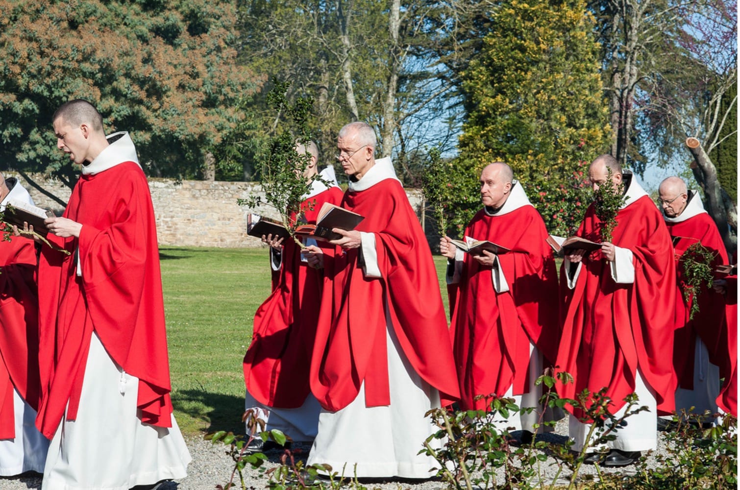  benedictine monks, benedictine monks habit