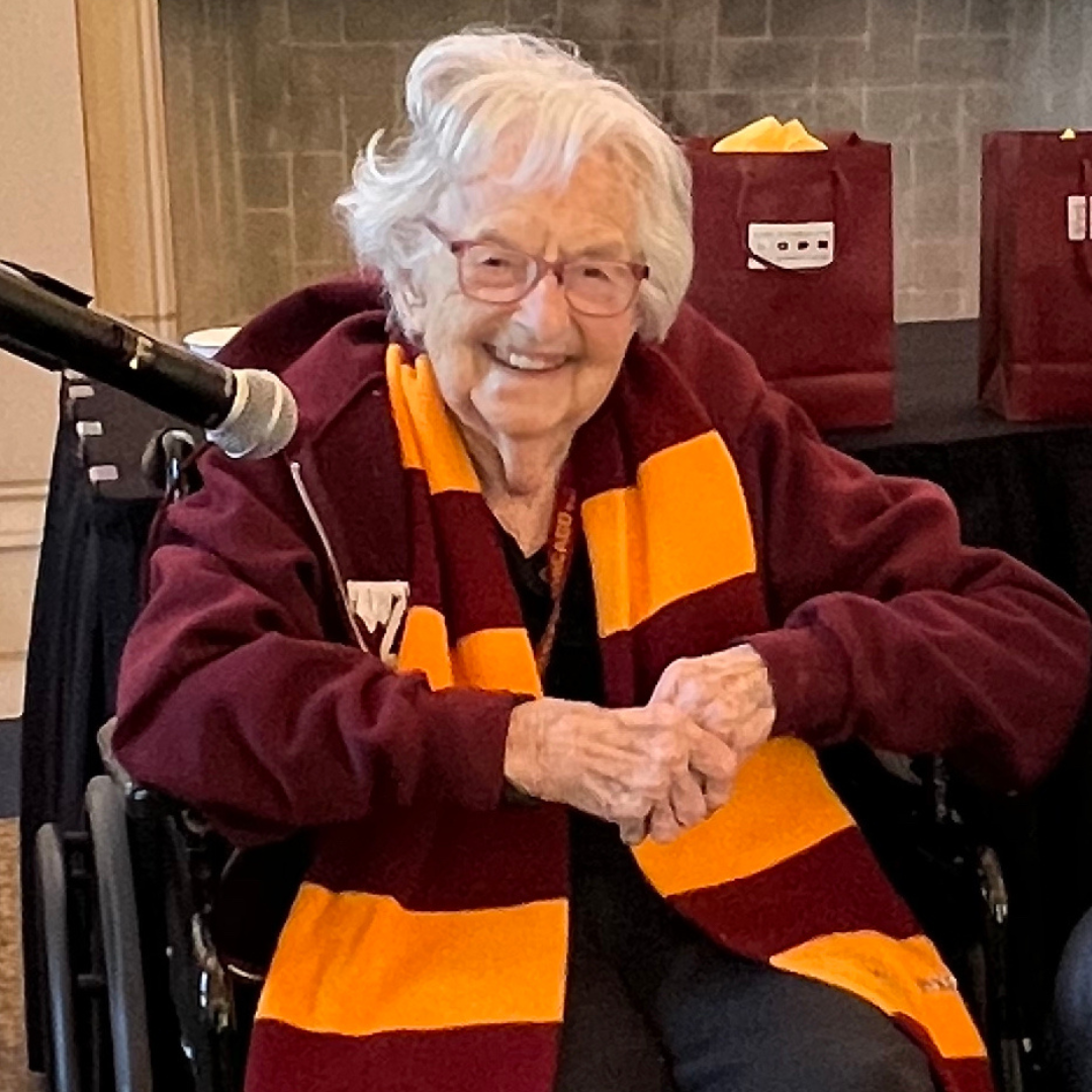 sister jean loyola, sister jean still alive, how old is sister jean