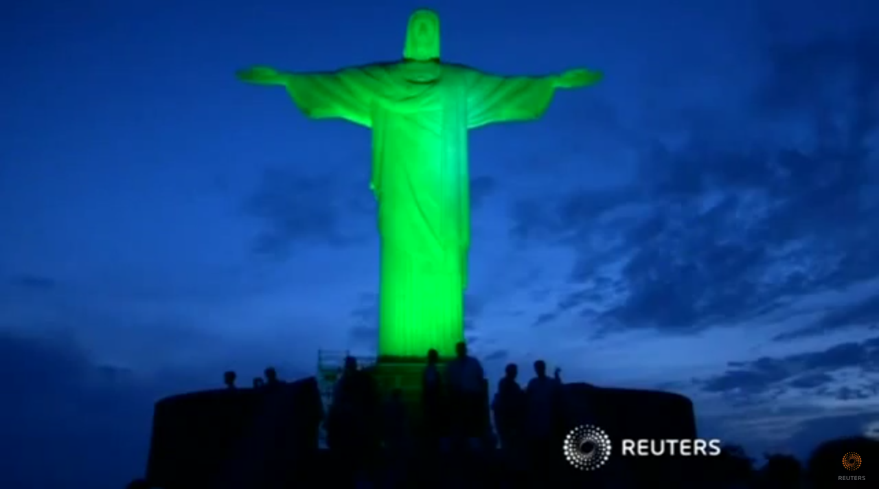 "Christ the Redeemer" Statue Goes Green for St. Patrick's Day