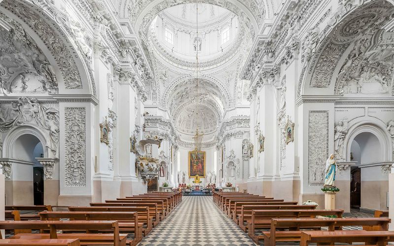16 Churches So Beautiful They'll Take Your Breath Away