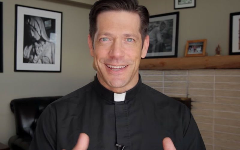 The Trick to Discerning Your Vocation, According to Fr. Mike Schmitz