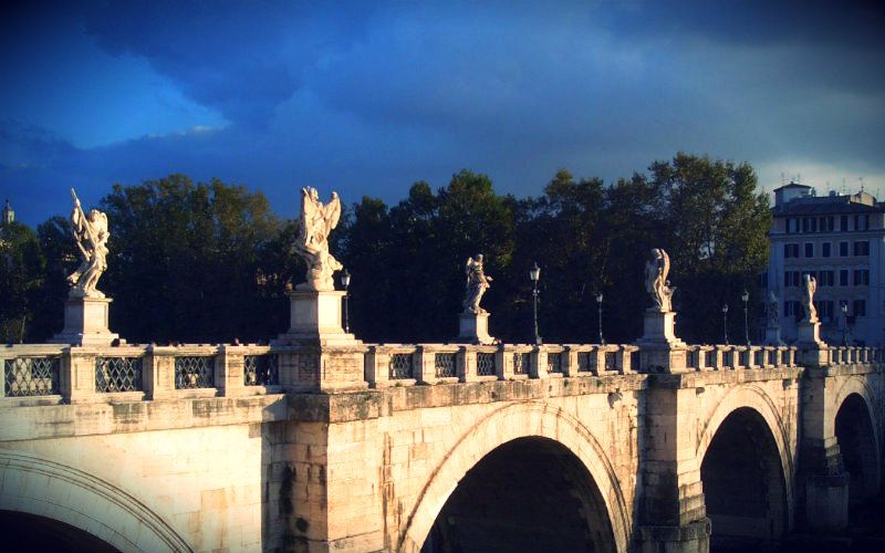 The Powerful Meaning of Rome's Beautiful "Bridge of Angels" Most People Miss