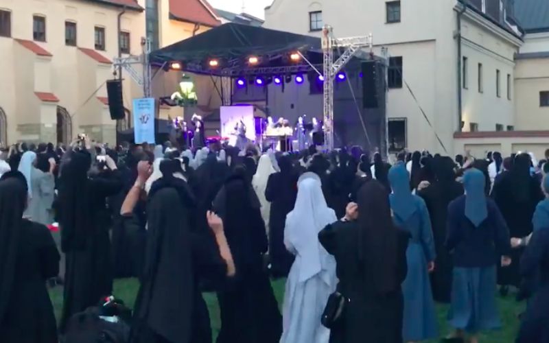 "Let Everyone See Our Joy": Hundreds of Nuns Dance Together at Polish Concert in Viral Videos